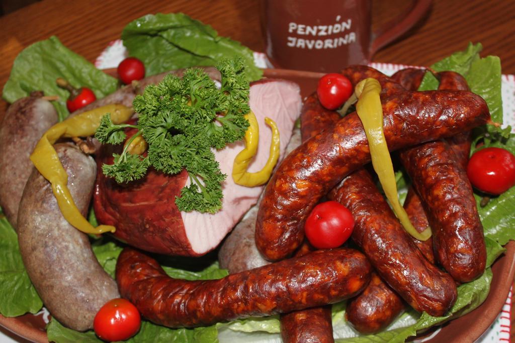 Penzion Javorina Cicmany Ngoại thất bức ảnh